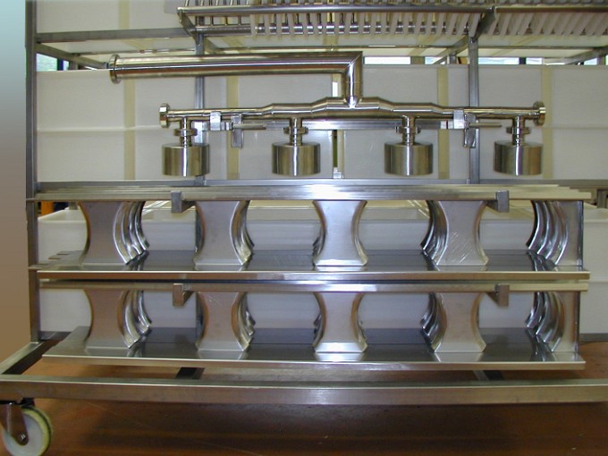 Gerätewagen - Sonderkonstruktion für den Käsereibetrieb